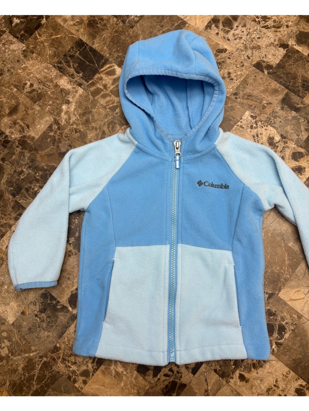 Columbia Two-Tone Light & Sky Blue Fleece Hoodie unisex 18-24 months